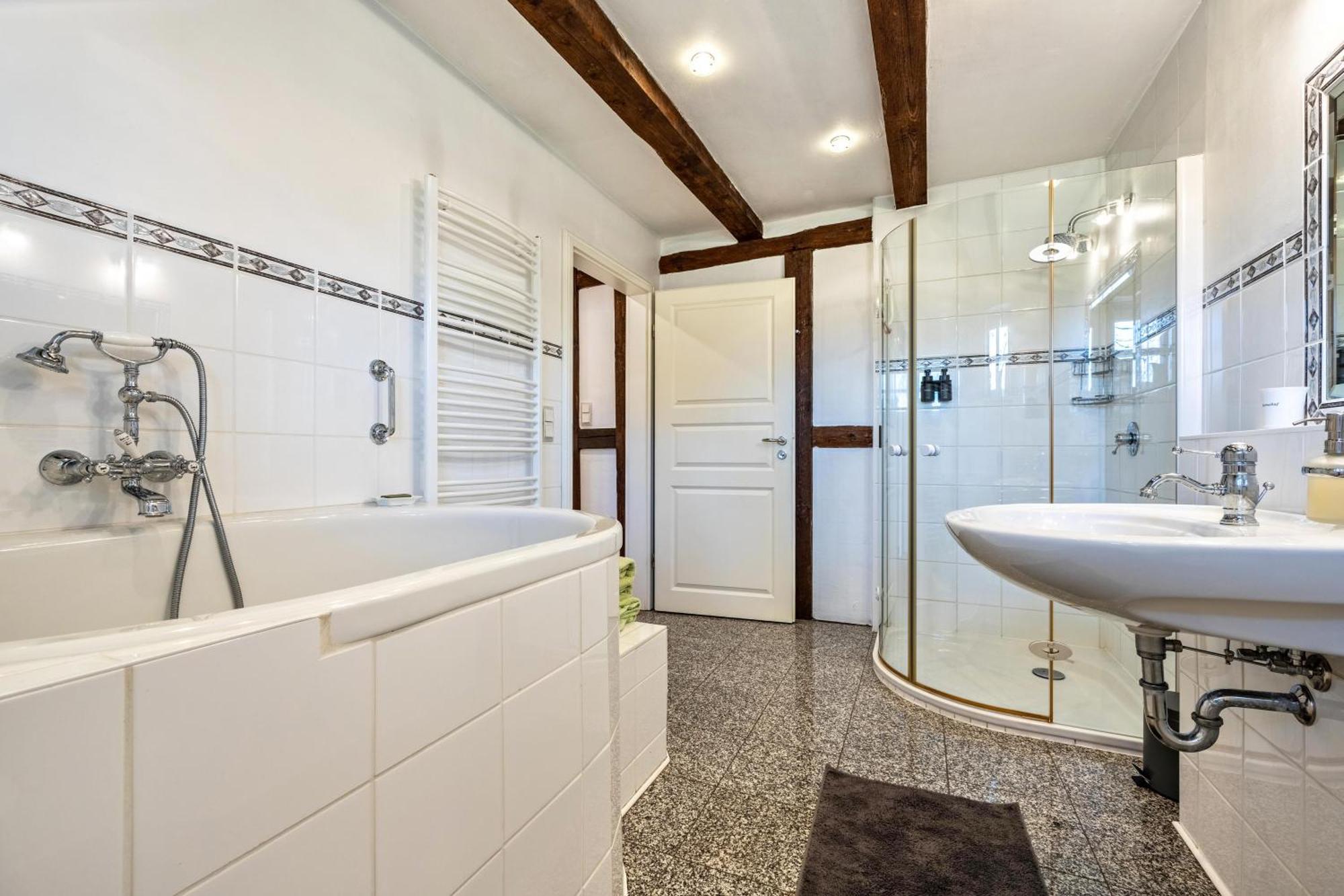 Apartment Juttashof Camin